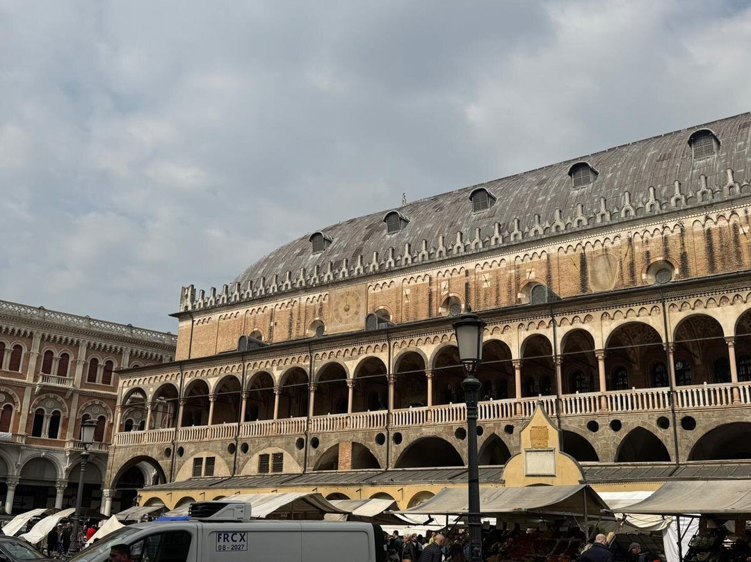 Piazza delle Erbe-帕多瓦必去景点
