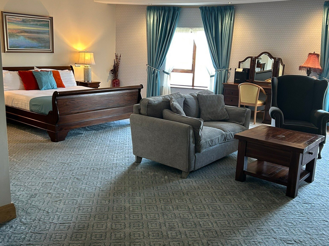 宽阔避风港湾酒店主图