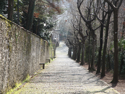 Sacro Monte di Orta-奥尔塔圣朱利奥必去景点