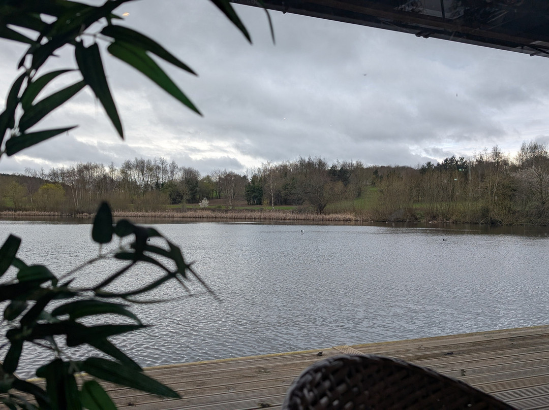 西佳沃特顿公园酒店主图