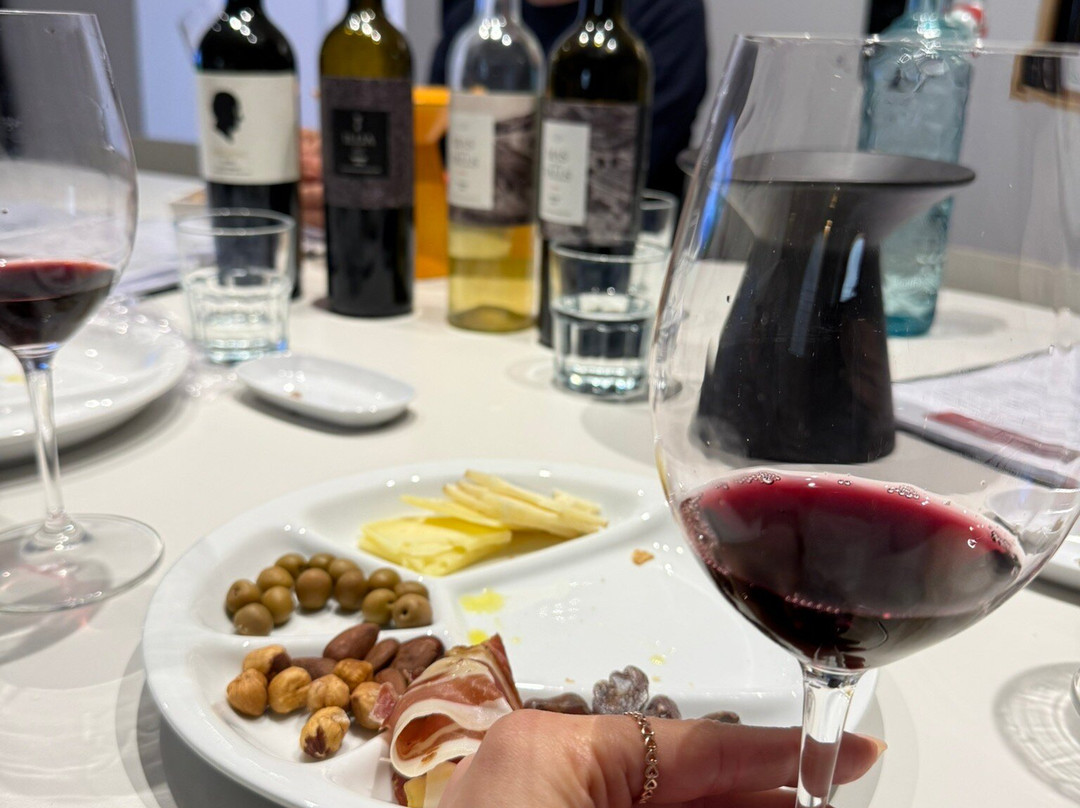 Celler Devinssi-Gratallops必去景点