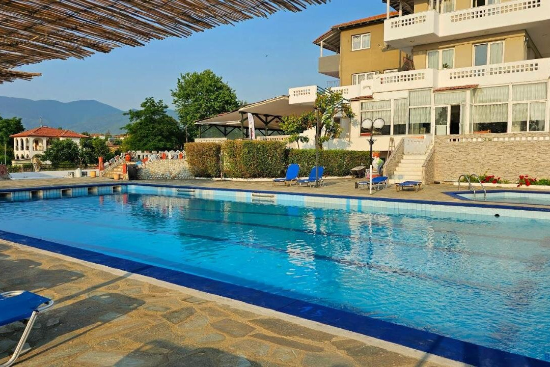 Great Alexander Hotel