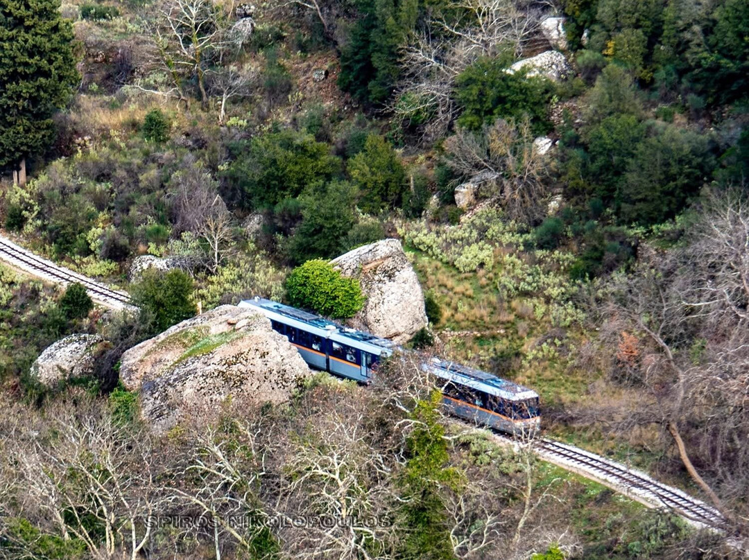 Odontotos Rack Railway-卡拉夫里塔必去景点