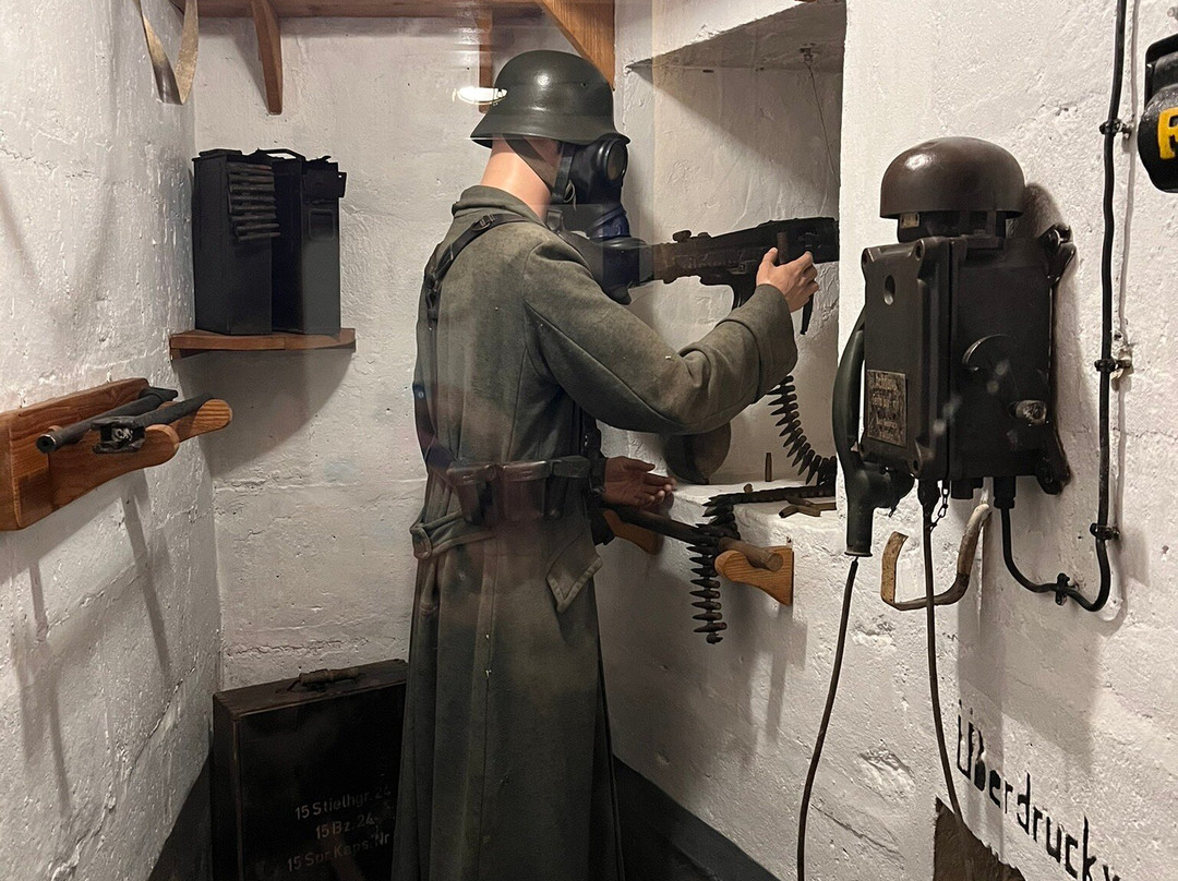 Le Grand Bunker Musee du Mur de l'Atlantique-乌伊斯特勒昂必去景点