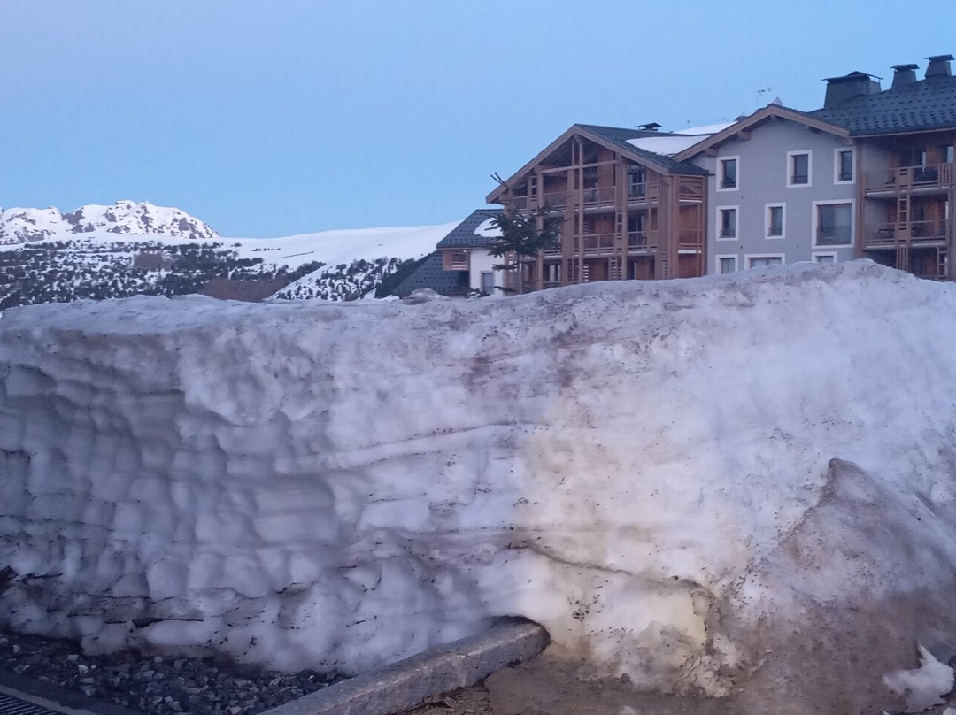 阿尔卑斯山拉萨里纳地中海度假村主图