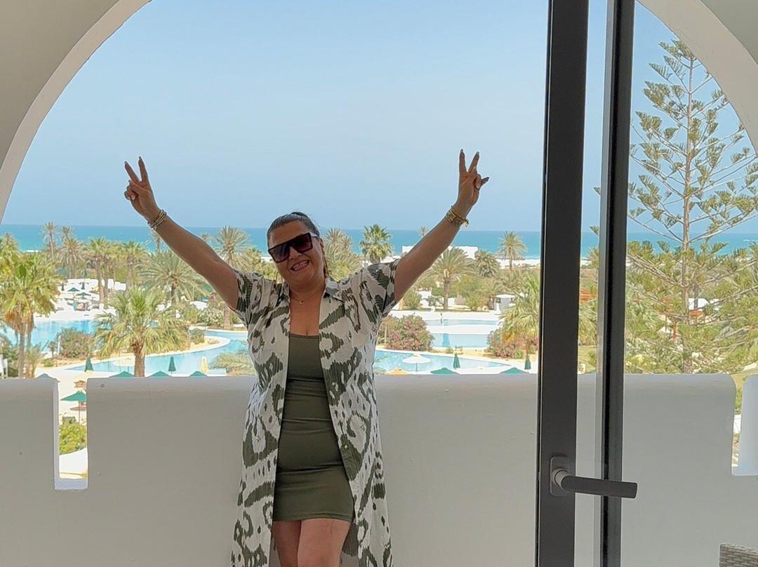 杰尔巴广场海水浴 SPA 酒店主图