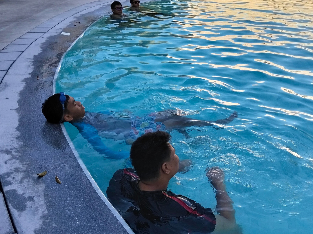 蓝水马里巴哥海滩度假村主图