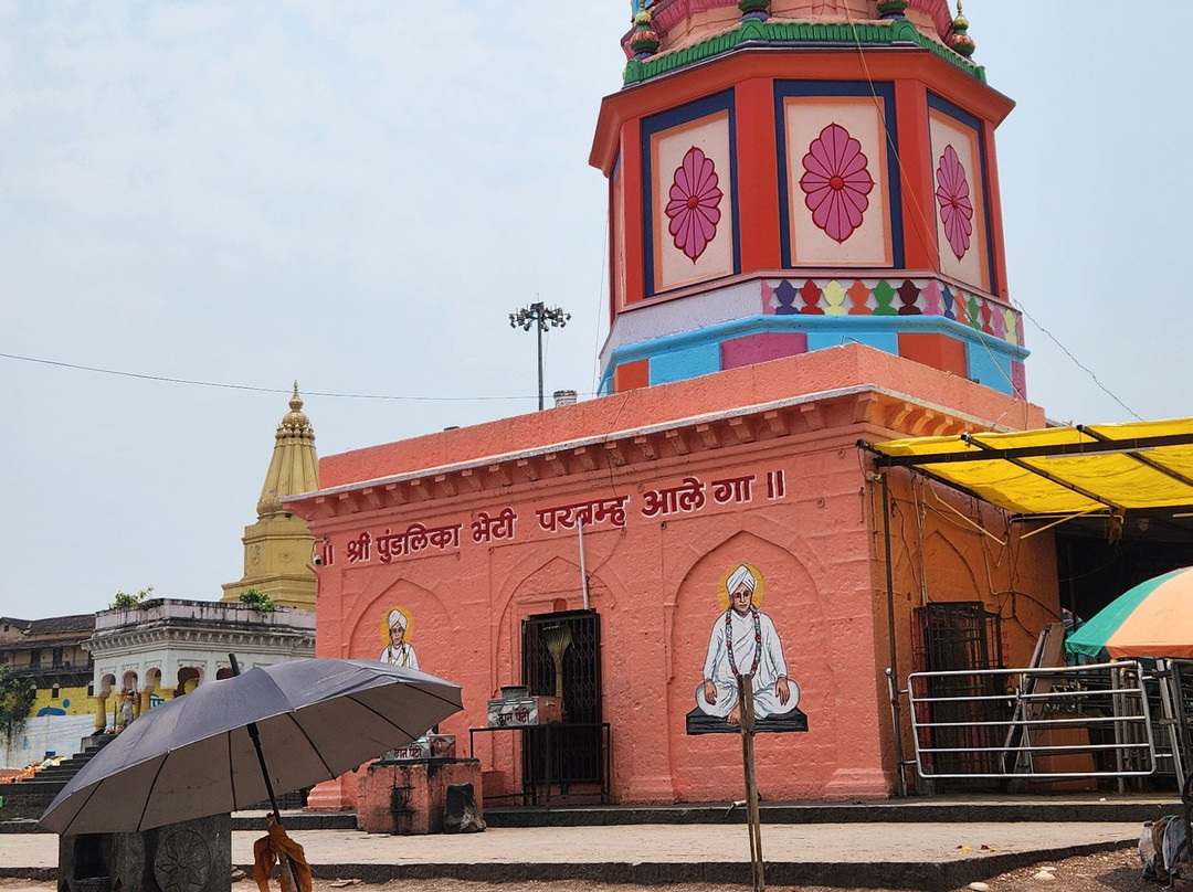 Shri Vitthal Rukmini Mandir-Pandharpur必去景点