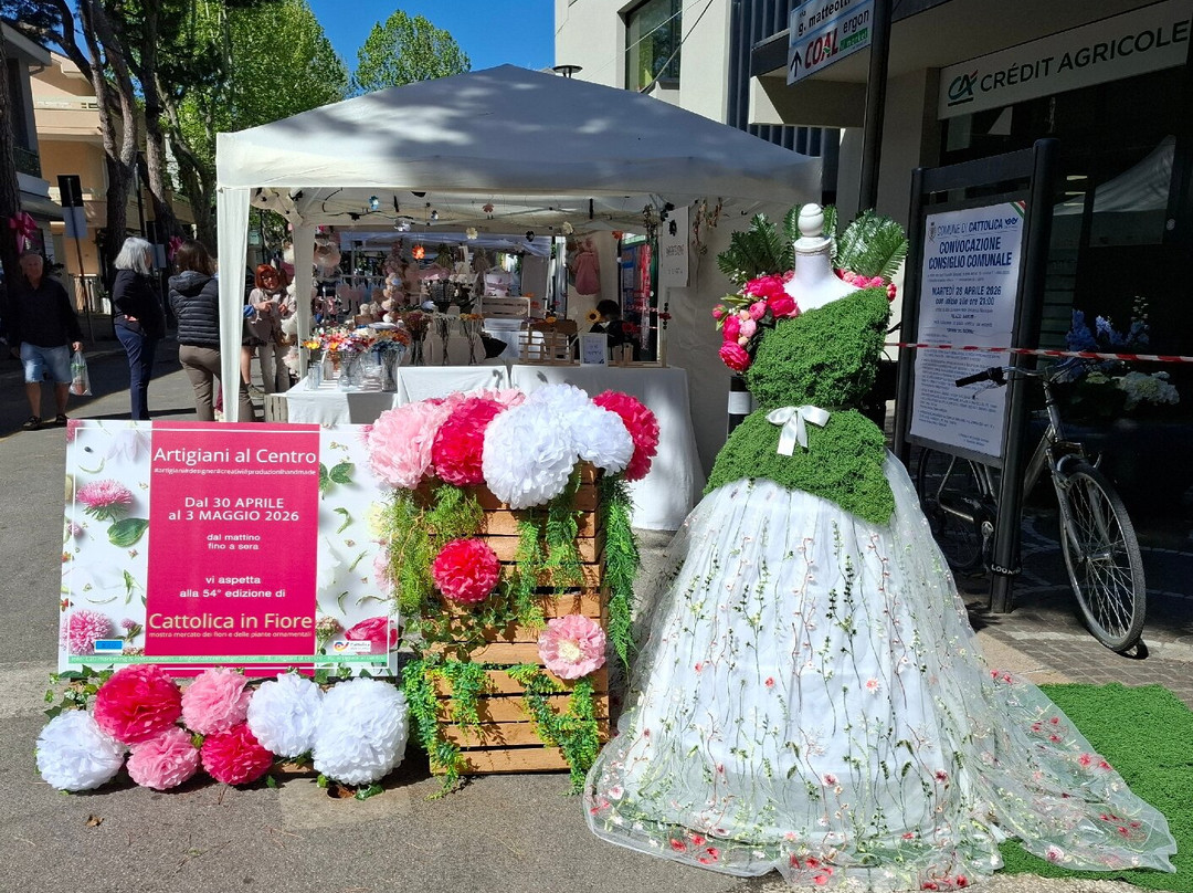 Via Dante – via dello shopping Cattolica