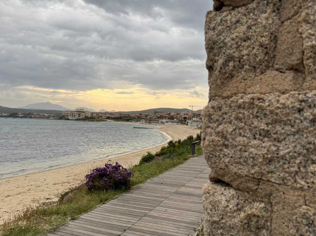 Lungomare Golfo Aranci la sirenetta-Golfo Aranci必去景点