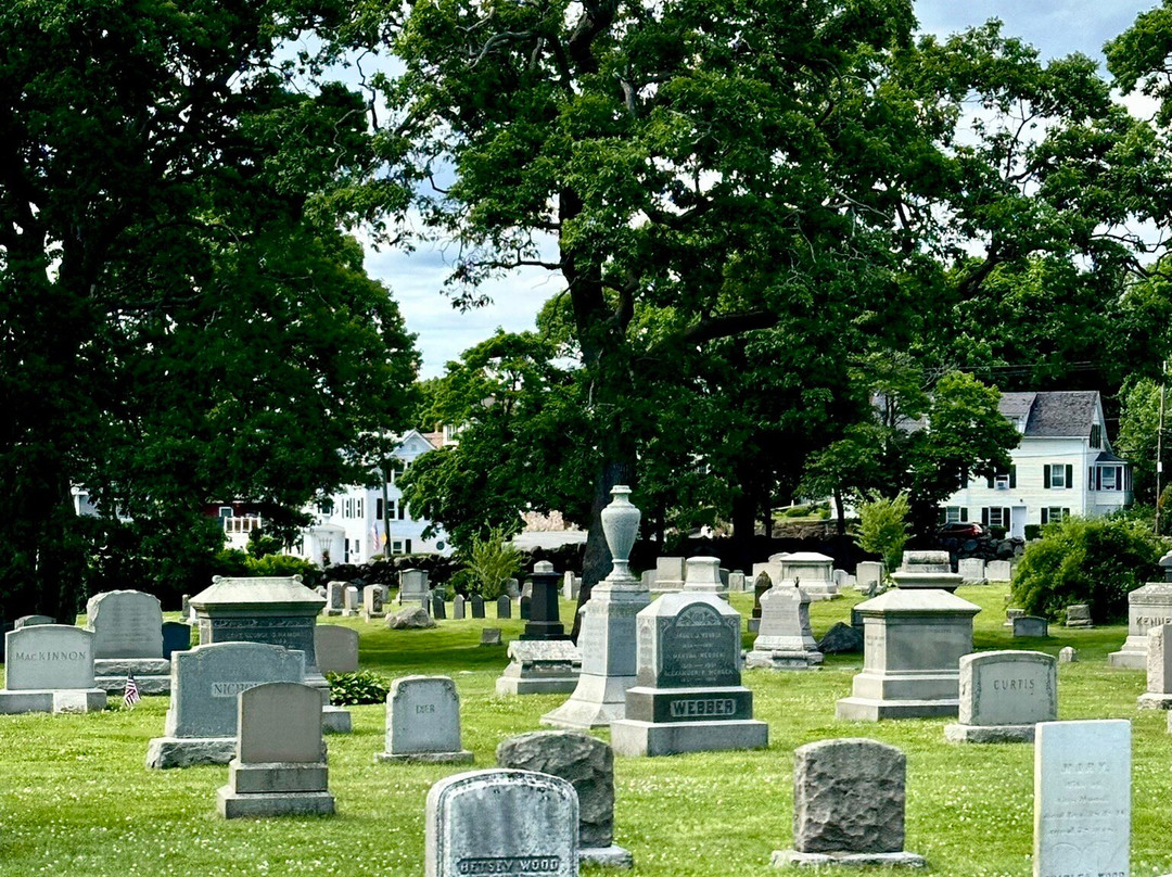 Oak Grove Cemetery-格洛斯特必去景点