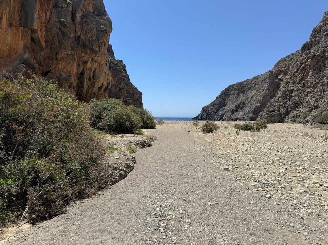 Agiofarago beach-Kaloi Limenes必去景点