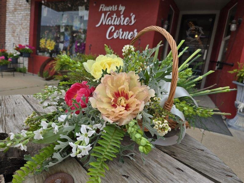 Flowers By Nature's Corner