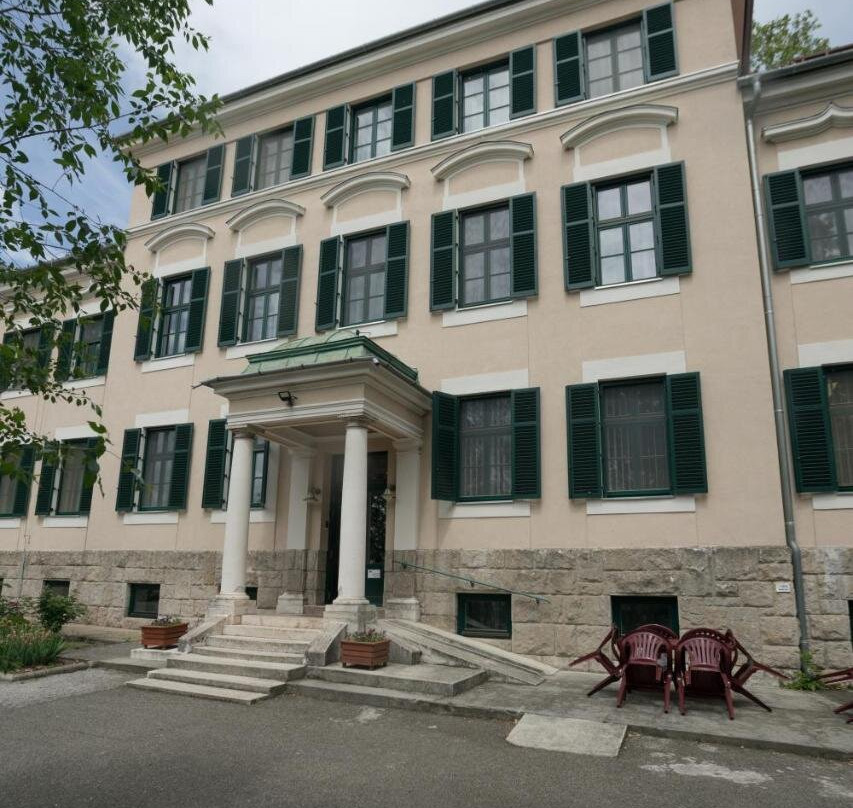 Mater Salvatoris House