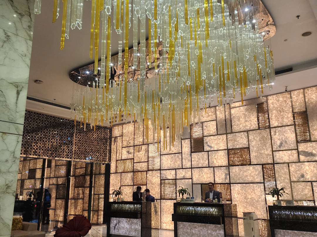 达卡古尔山万丽酒店主图