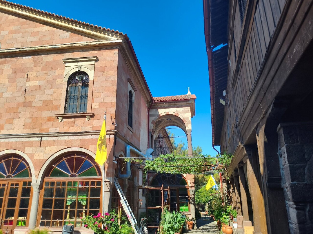 Monastery of Archangel Michael-Parakila必去景点