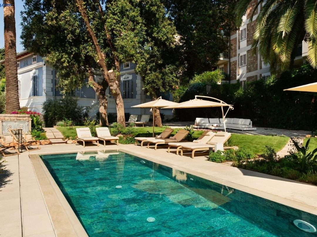 Nus Hotel Poerio
