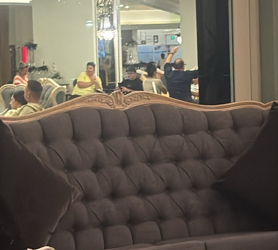 德尔芬帝国酒店主图