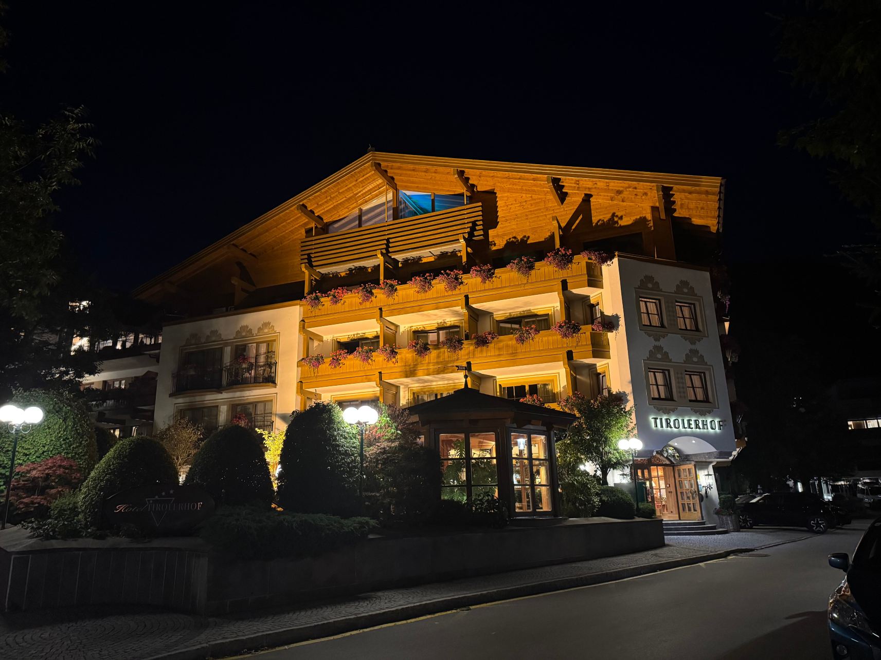 蒂罗勒霍夫高级酒店 - 策尔湖畔-旅行者
