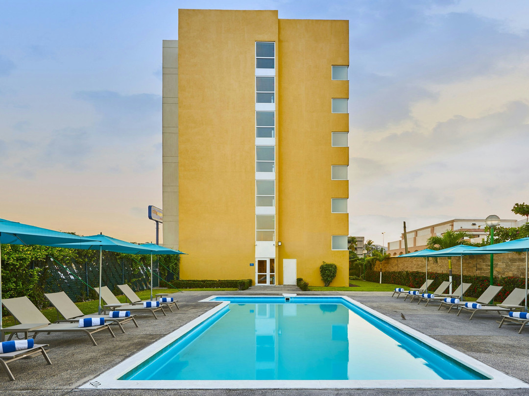 曼萨尼约酒店住宿-City Express By Marriott Manzanillo
