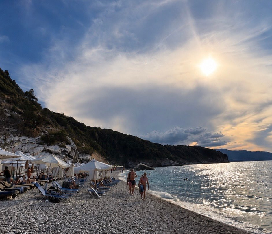 Pulebardha Beach-沙兰德必去景点