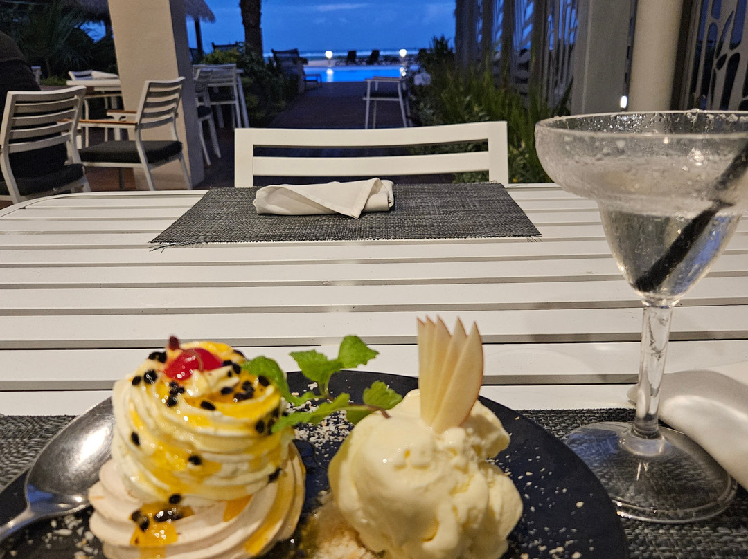 莫阿纳金沙海滨公寓式酒店主图