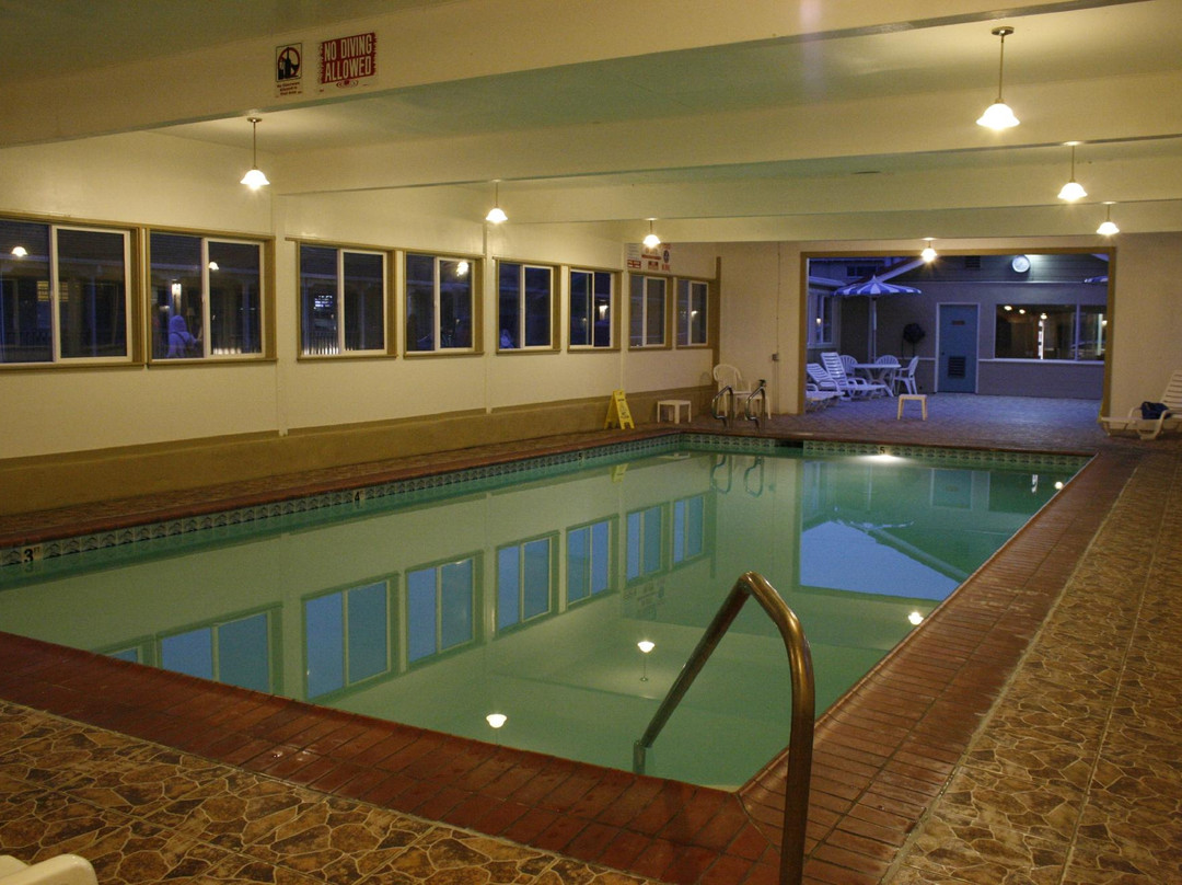 埃尔卡斯特尔汽车旅馆