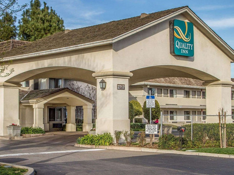 Inn at Palm Crossing