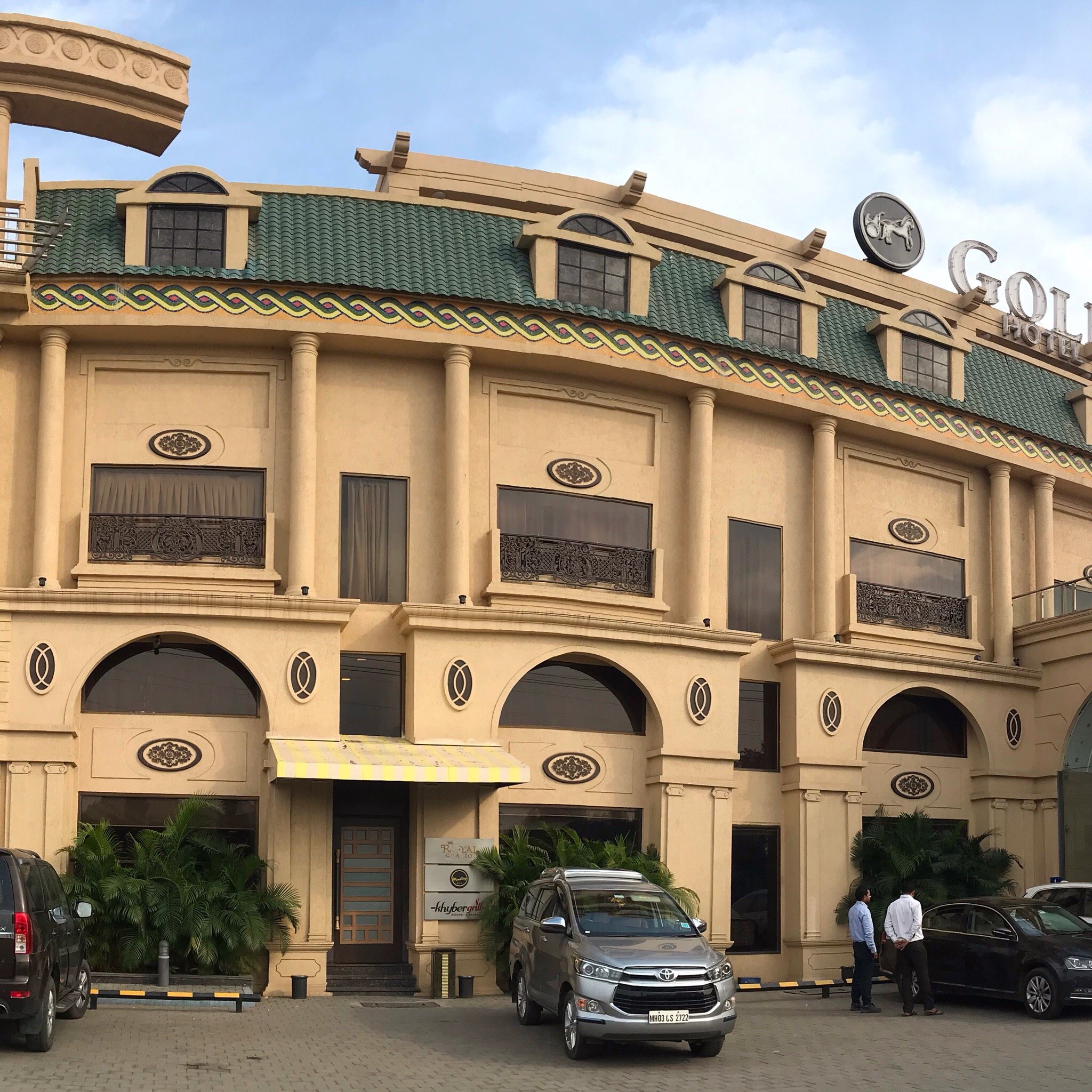 Golden Chariot Vasai Hotel-官方