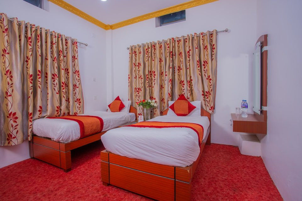 OYO 367 Hotel Easy Riders