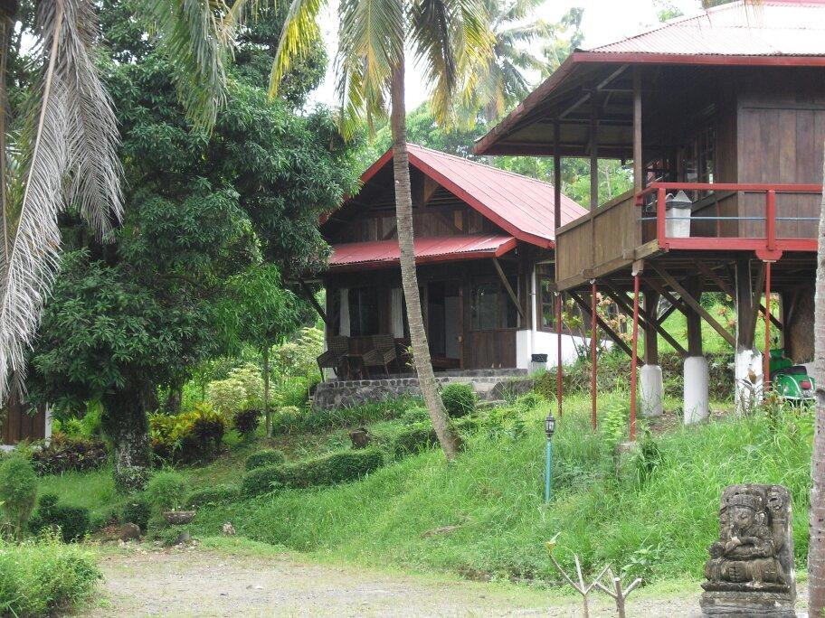 Pondok Kencana Hotel & the Ombak Tujuh Pub