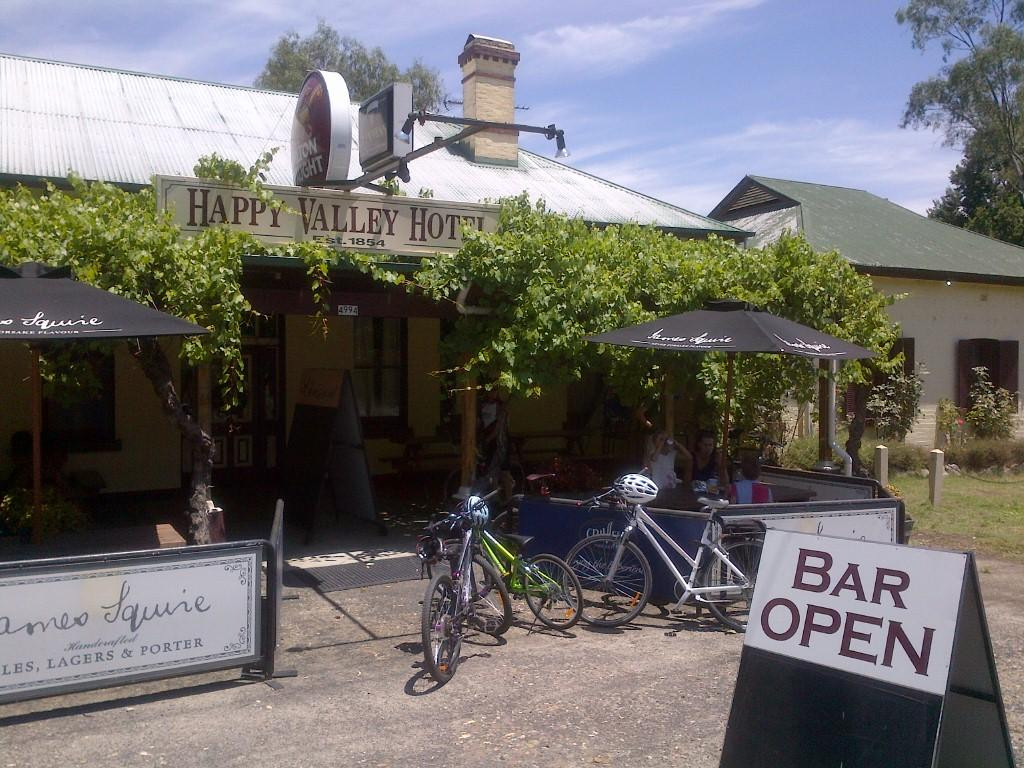 布赖特酒店住宿-Ovens Happy Valley Hotel