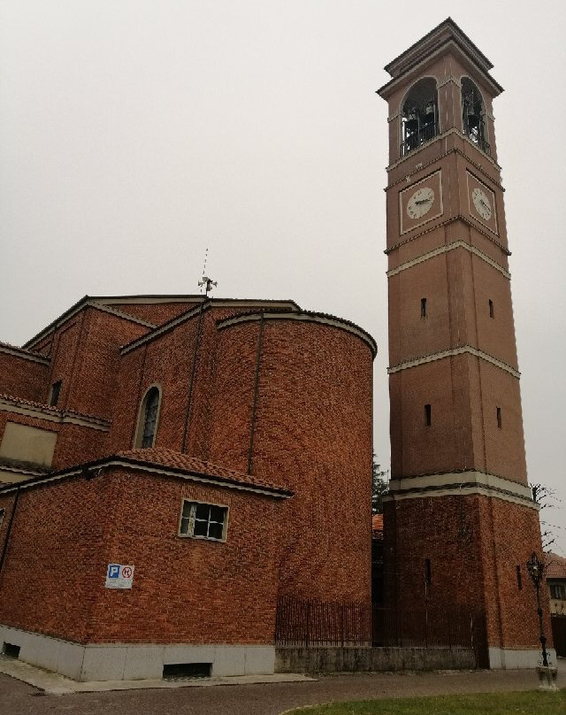 Parrocchia dei Santi Ambrogio e Martino景点图片