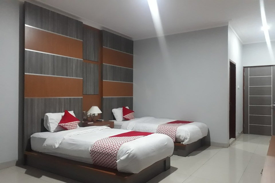 OYO 1572 Orange Residence Syariah