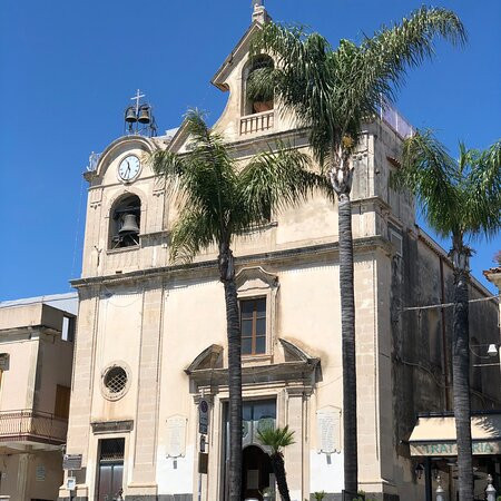 Parrocchia San Giovanni Battista-Acitrezza必去景点