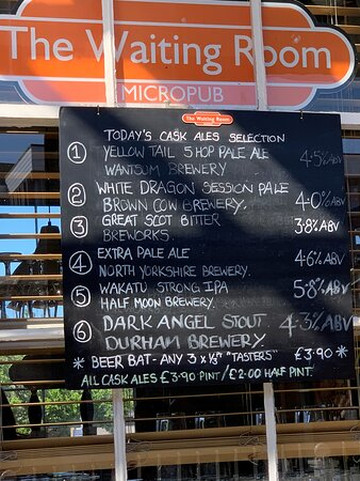 The Waiting Room-惠特比必去景点