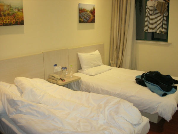 上海汉庭金山大道酒店-客卧