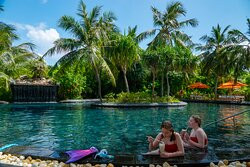 伊露海滩温泉度假村主图