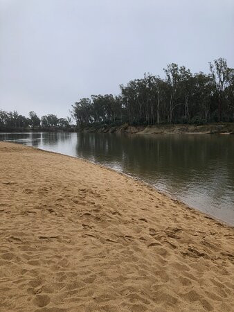 Thompson Beach-Cobram必去景点