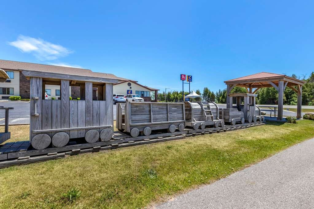 Comfort Inn Manistique主图