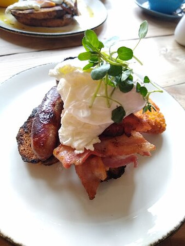 The White Hart Somerton主图