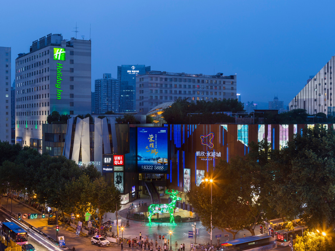 南京水游城假日酒店主图