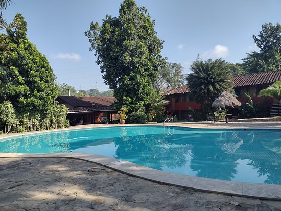 DM Hoteles Tarapoto-泳池