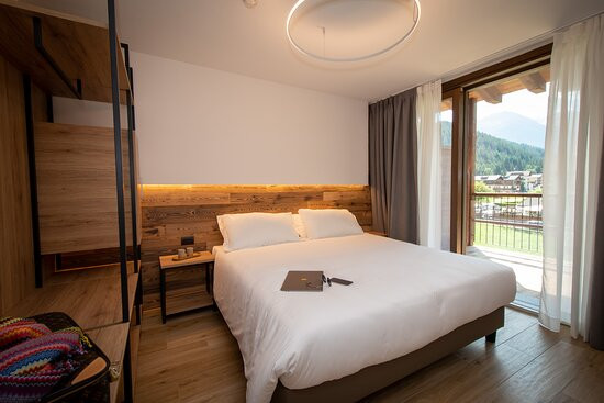 Nira Mountain Resort Futura主图