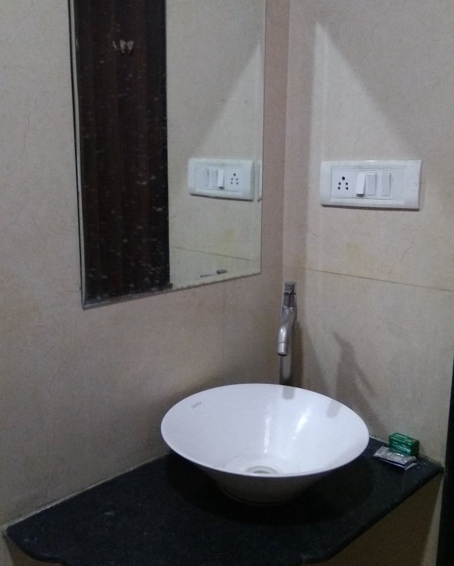 OYO Hotel Alankar主图