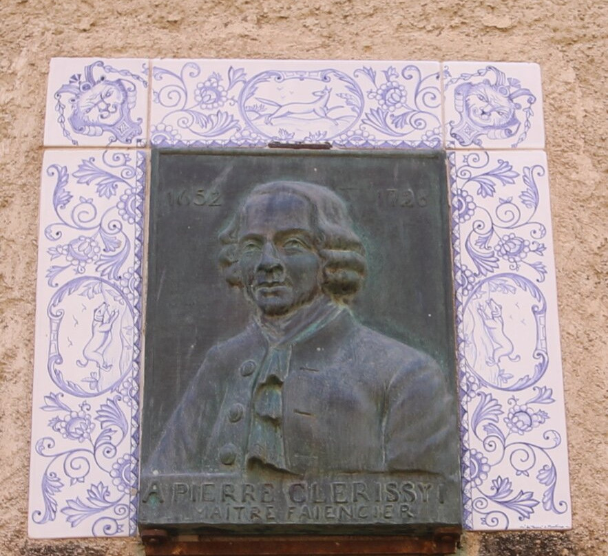 La Fontaine Clerissy Et Son Lavoir景点图片