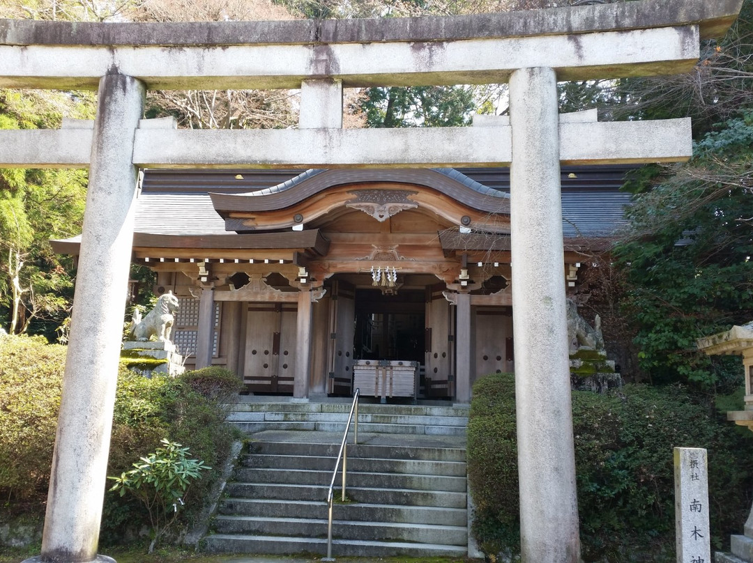 Takemikumari Shrine景点图片