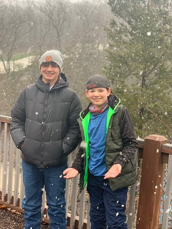 Snowflex Tubing Hill-Walnut Shade必去景点