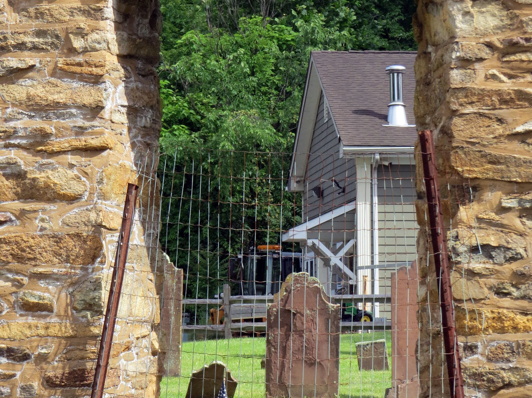 Union Schoolhouse & Union Church And Burial Ground景点图片