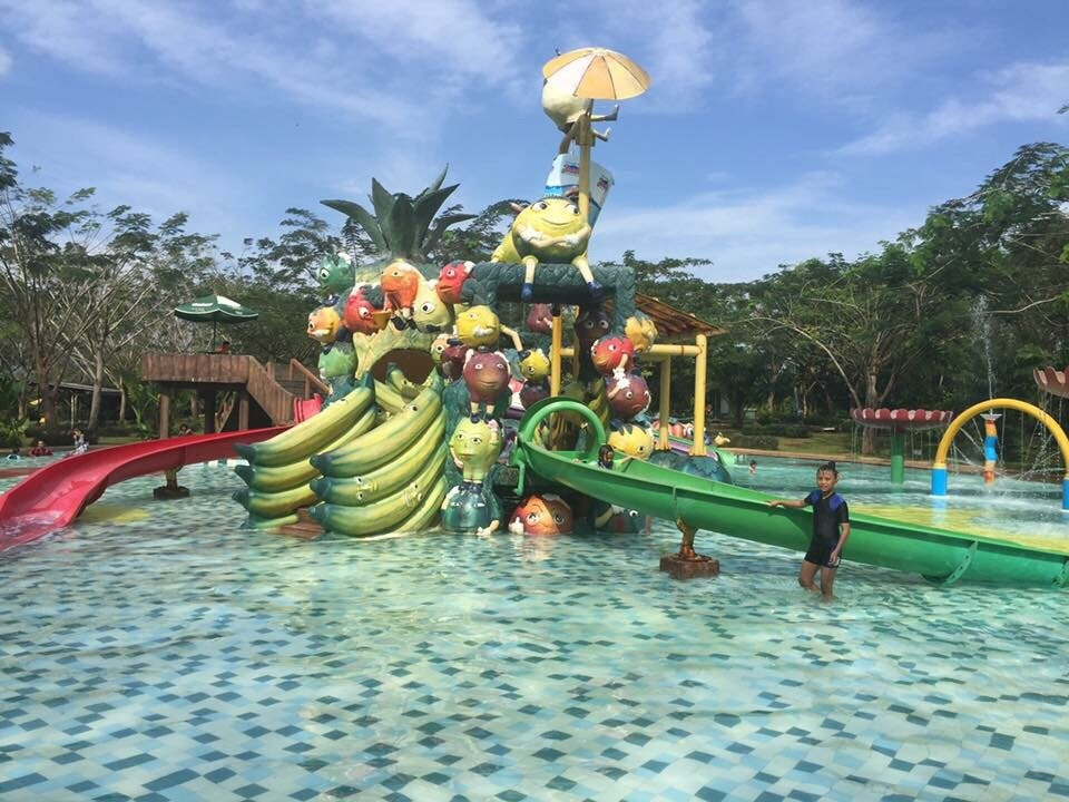 Cileungsi旅游景点-Water Kingdom Family Aquatic Adventure Park
